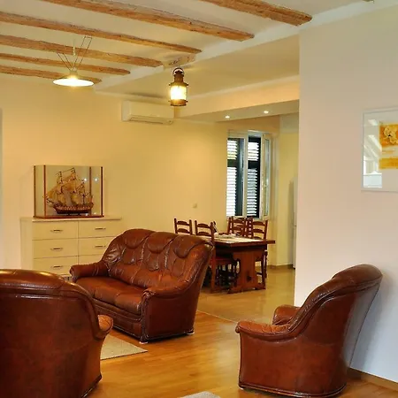 Marta Sea Apartment *